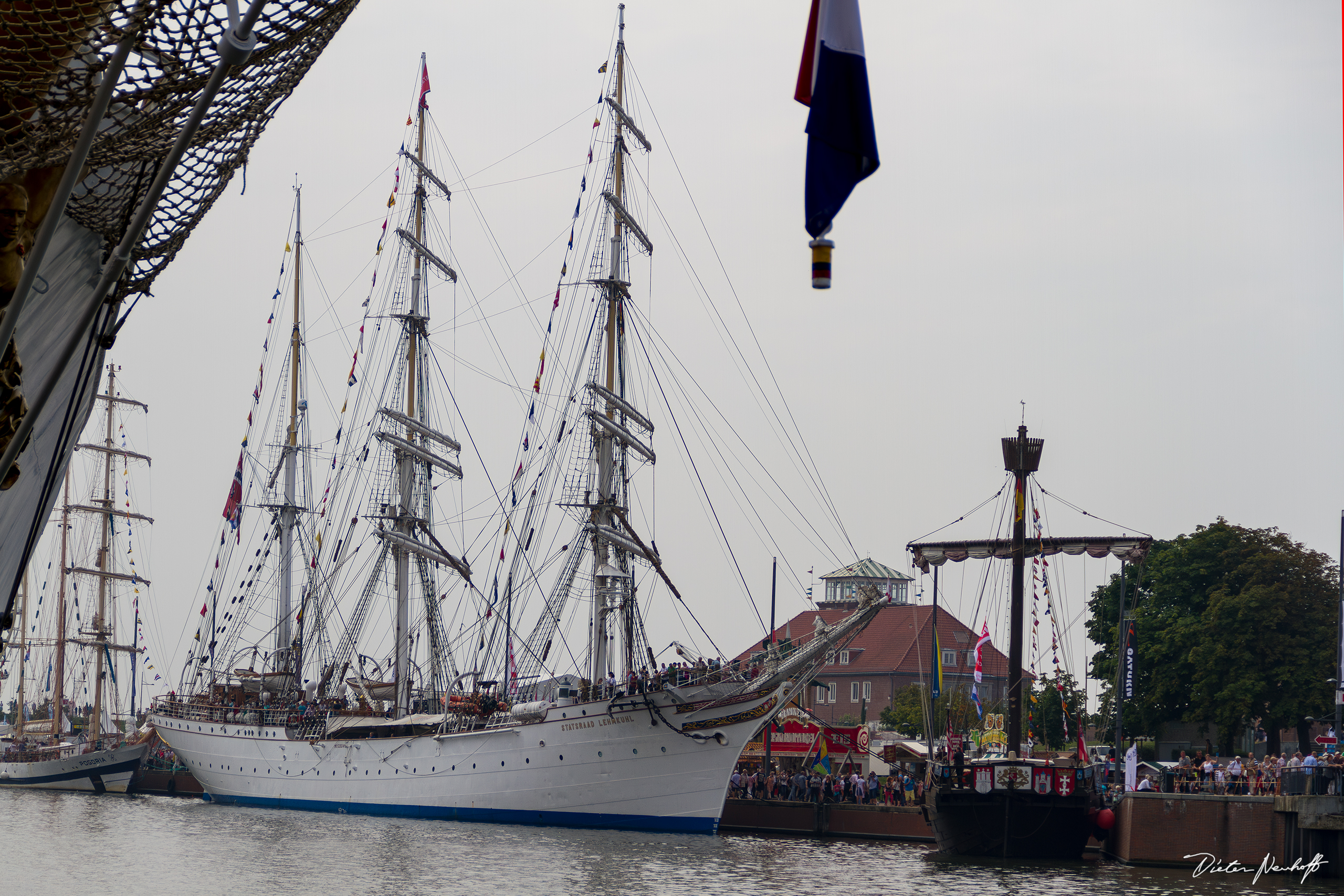 Sail 2015 - "Statsraad Lehmkuhl"