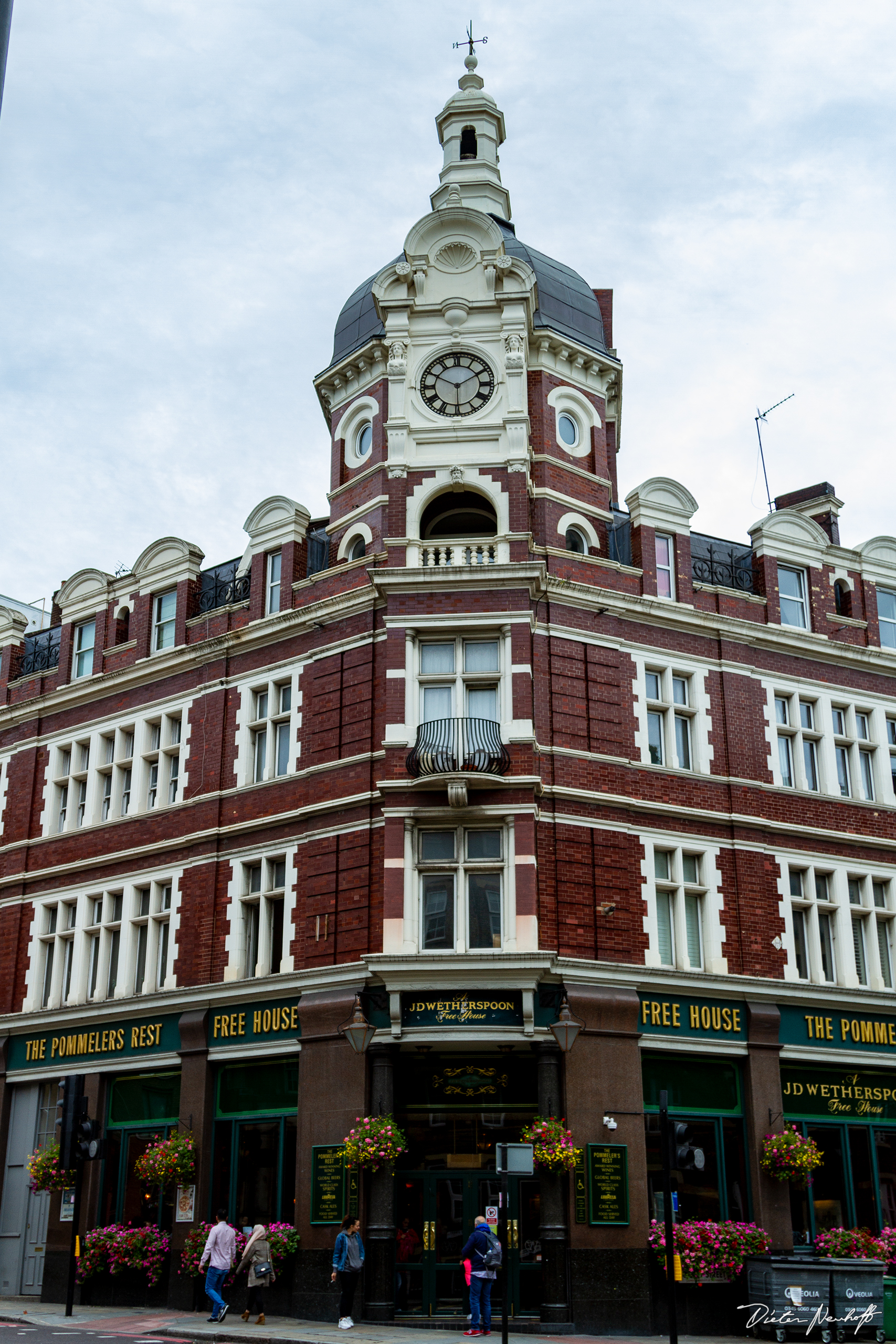 London - JD Wetherspoon