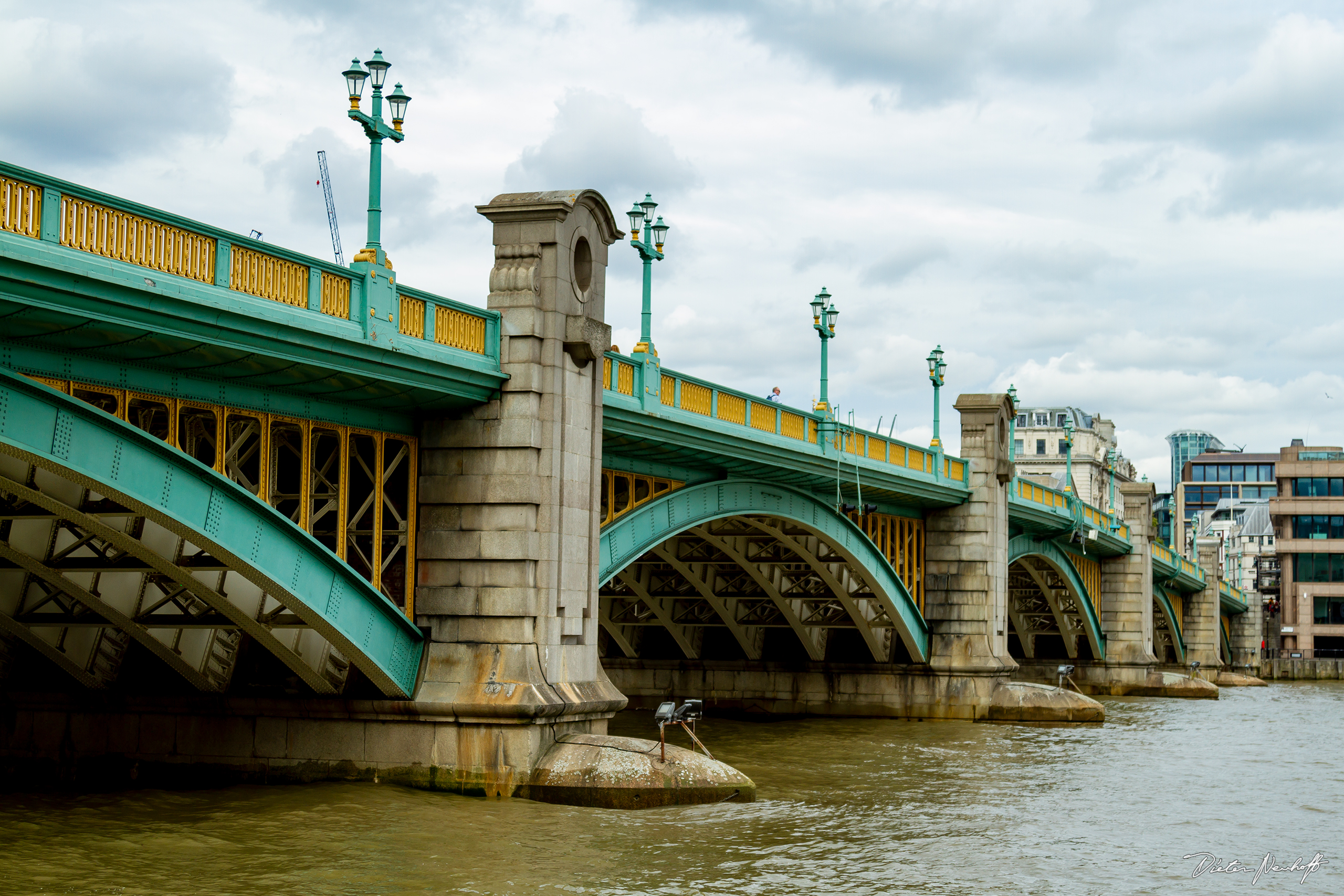 London - Southwark Bridge