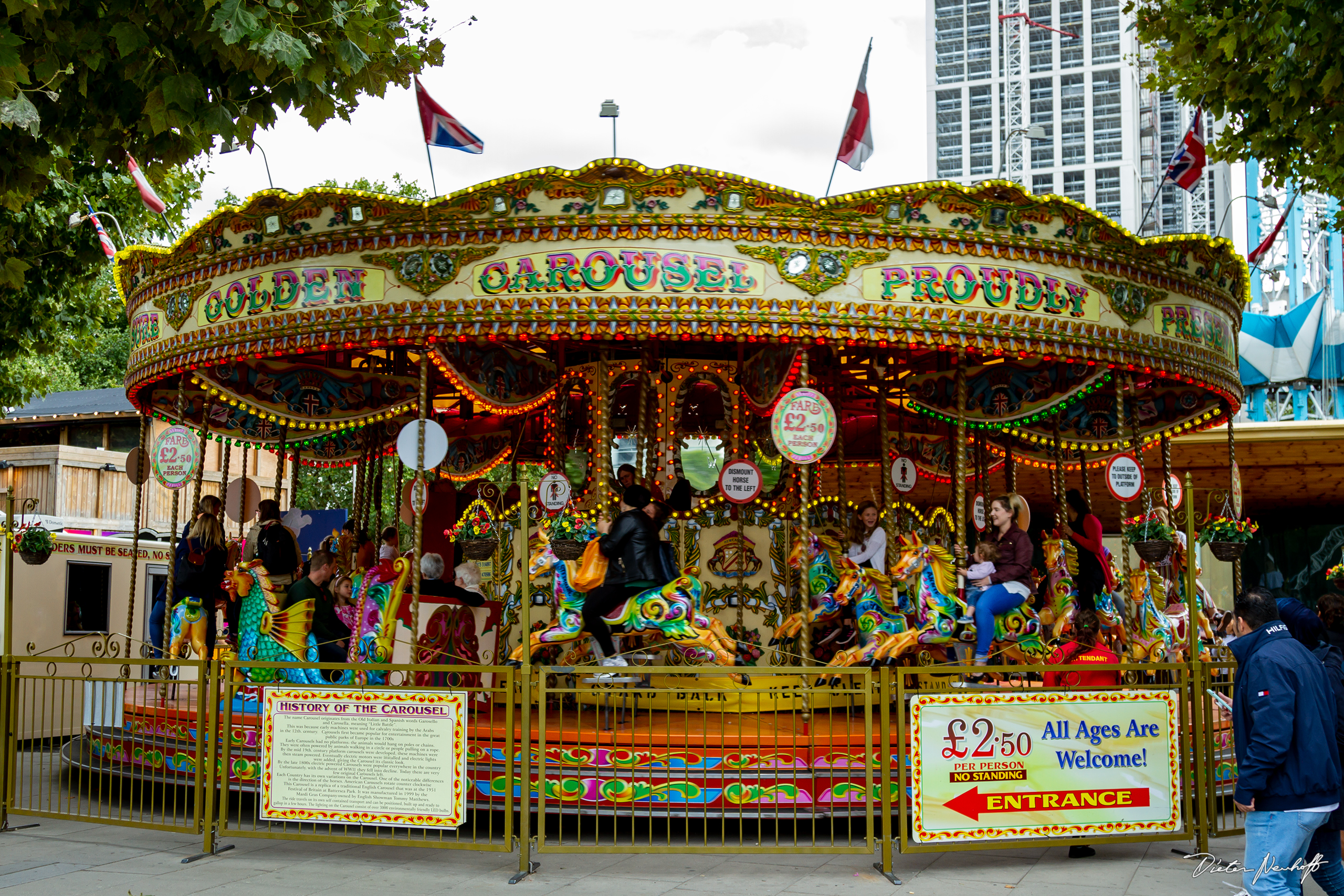 London - Carousel