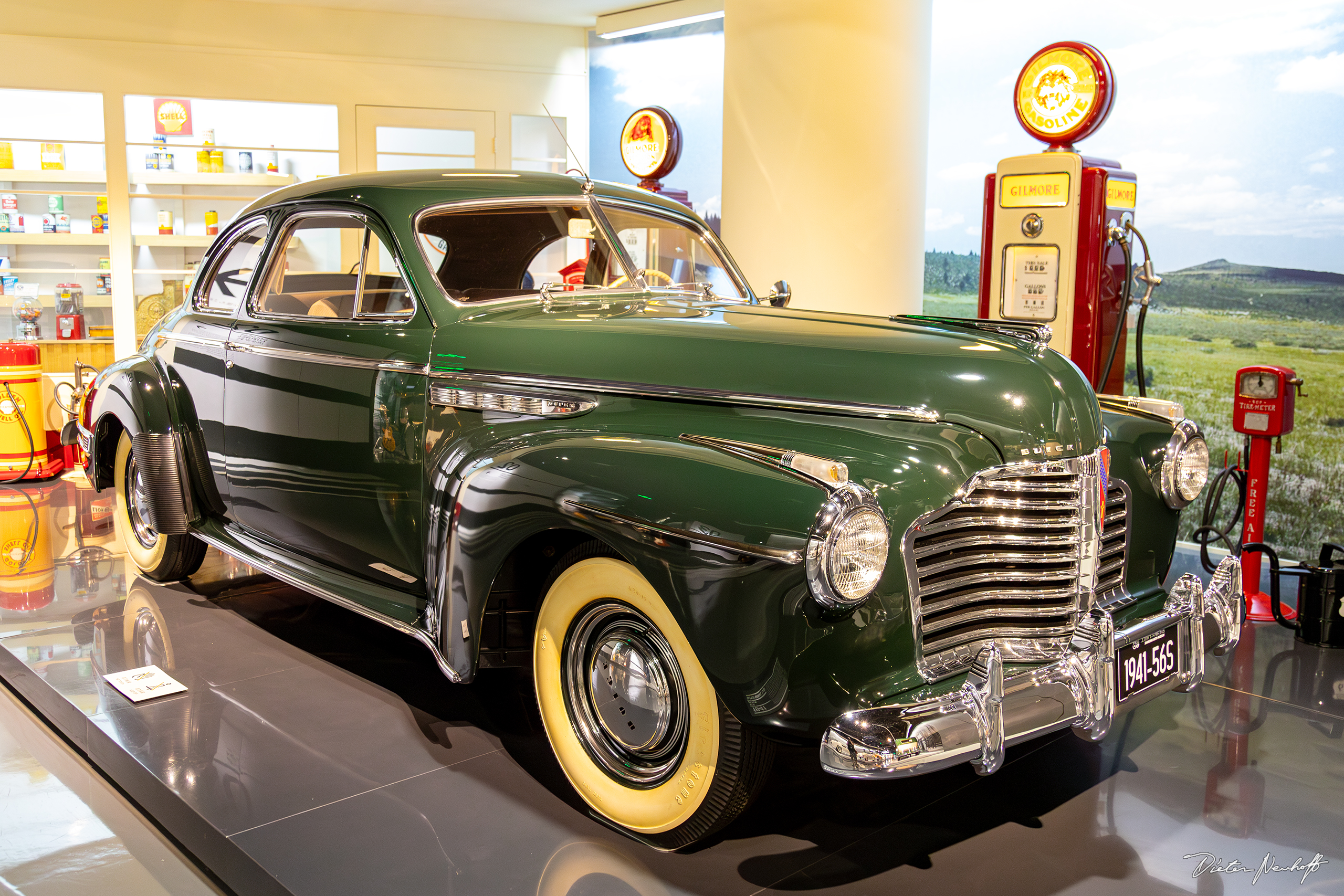 Automuseum Shanghai - Buick Super Model 56S (1941)