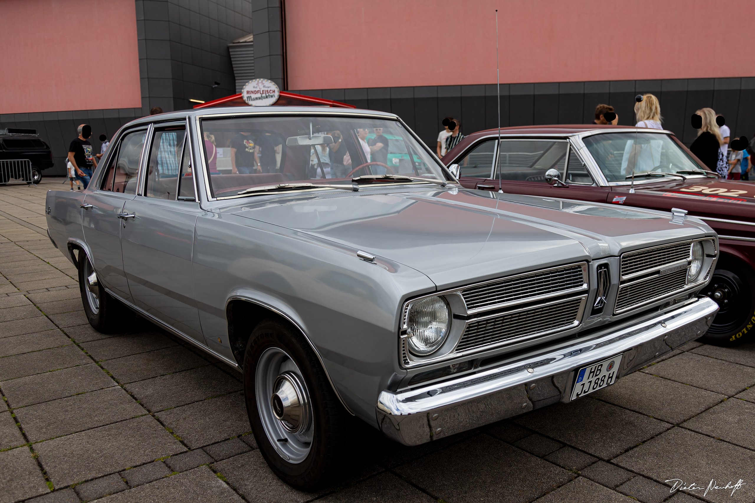 Born2Drive 12 - Chrysler Valiant