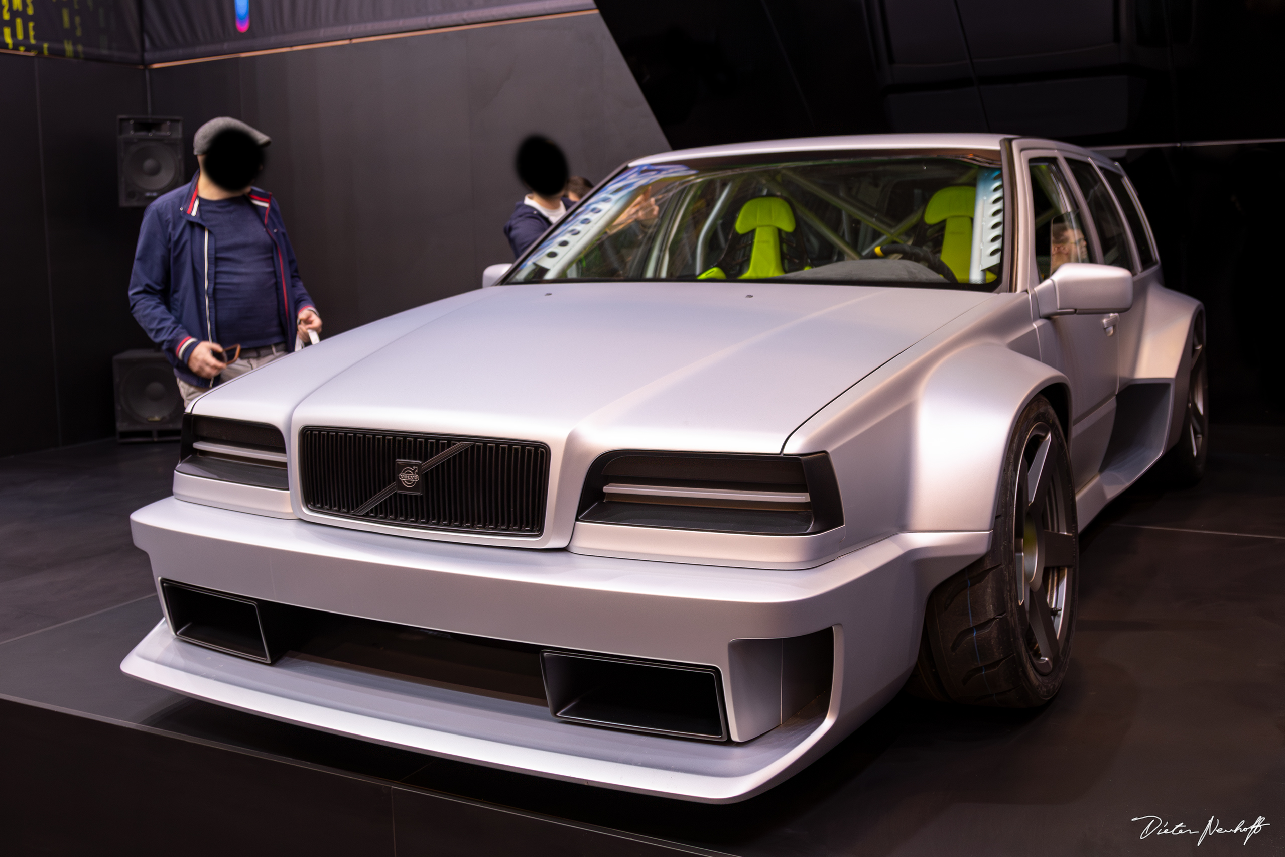 Essen Motor Show 2024 - Volvo 850