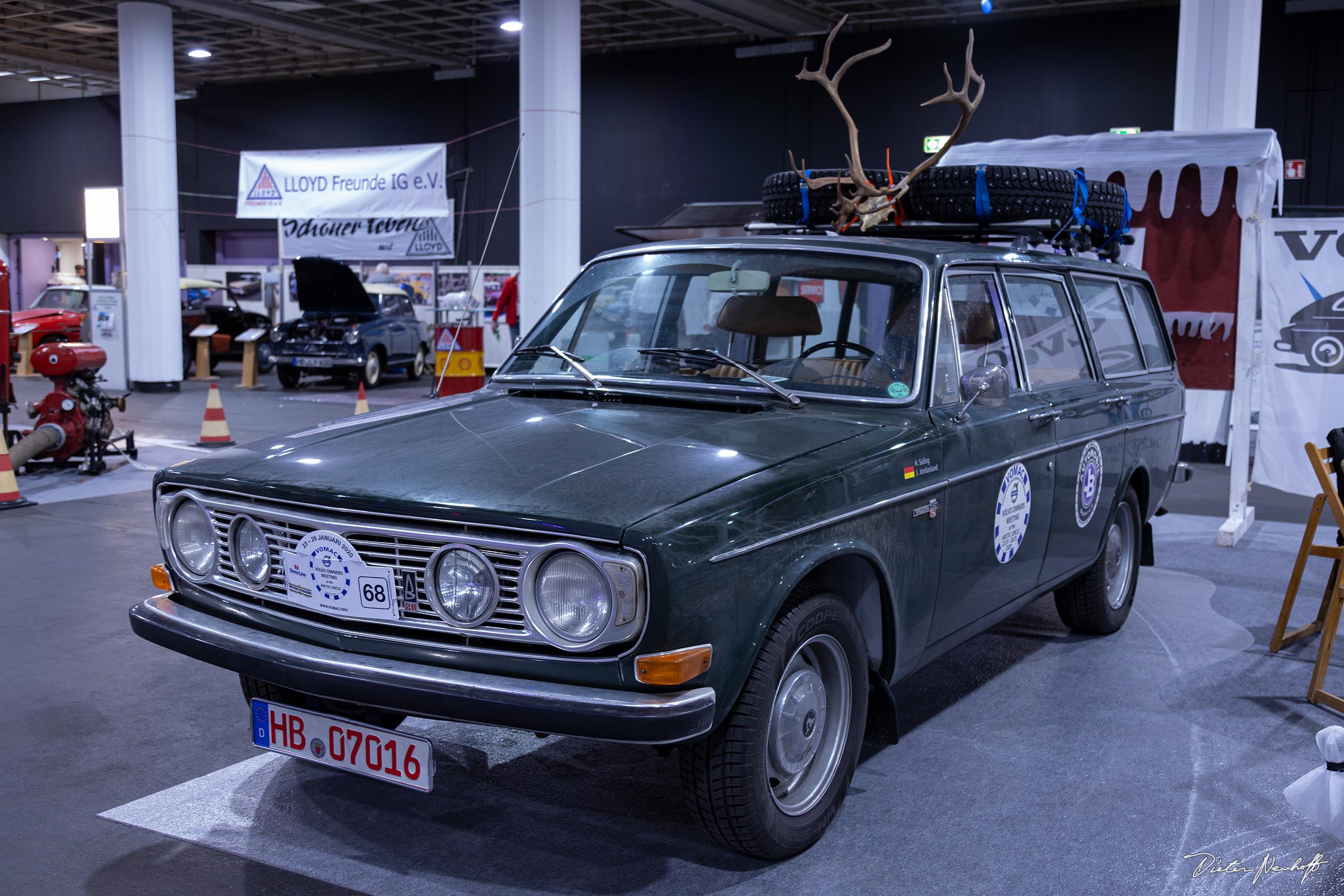 Bremen Classic Motorshow 2020 - Volvo 145S B20